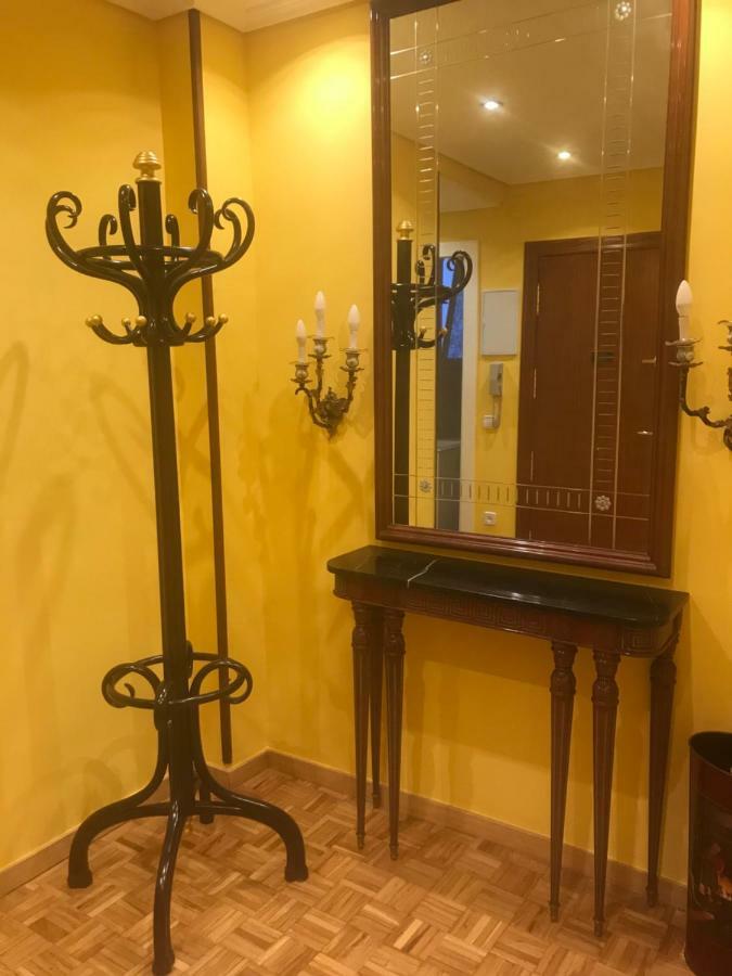 Calle San Bartolomé, 7 - 2. Piso Turístico Logroño Esterno foto